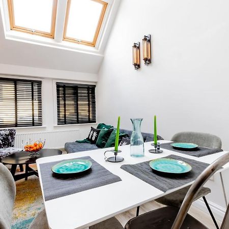 Modern 2 Bedroom Queen Street Apartment Norwich Ngoại thất bức ảnh